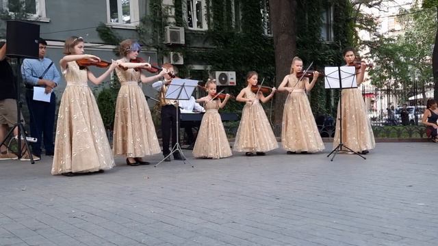 "Кан-кан" Я.Оффенбах смотреть онлайн