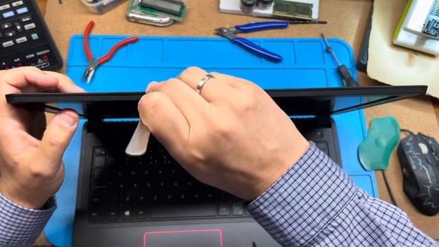 Dell Inspiron 7559 co mu jest? смотреть онлайн