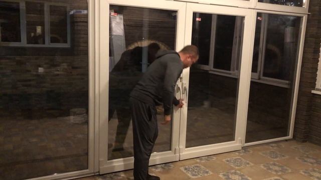 Сравнительный обзор механической и автоматической наклонно-раздвижной системы