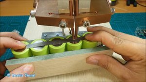 Build a 25000mAh Power Bank QC 3.0 from 26650 Battery