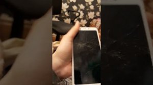 Не работает телефон!!! Не реагирует на касание подскажит е что делать пж?