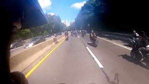 Разборки на дороге  (байкеры против автомобилистов )