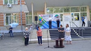 Моя дочка получила красный диплом на 100% ОТЛИЧНО