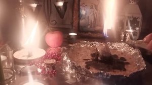 снимаем кладбищенские привязки, привороты, порчи и т. д...... иглы и узлы