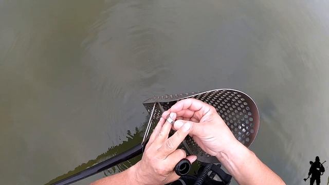 Друзья, не судите строго, мой первый выход с Эквинокс 800 и со скубом. смотреть онлайн