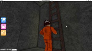 роблокс играем в  игру escape siren cop's prison *warning scary внимание страшно * *roblox 2006*