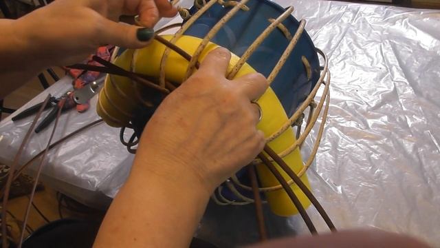 ПЛЕТУ КАШПО РОТАНГОМ смотреть онлайн