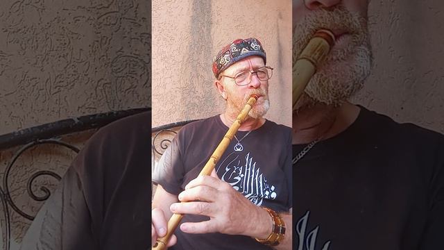 A bit of Ney,flute playin смотреть онлайн