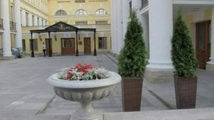 Уличные вазоны обзор