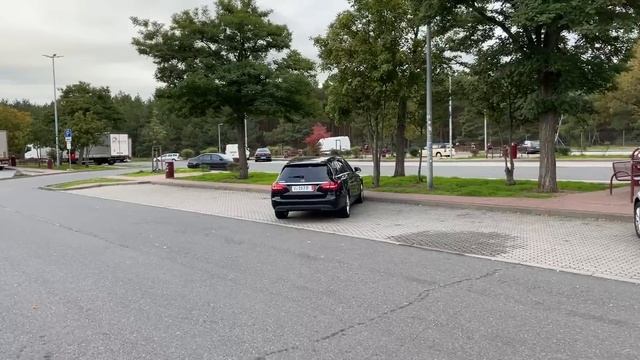 Mercedes Benz C200d W205 из Германии. Покупка авто, ночь в гараже и дорога домой. смотреть онлайн