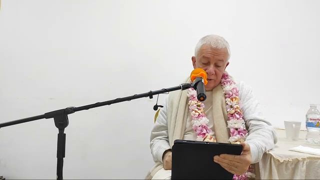 Смыслы Чайтанья Чаритамриты - Чайтанья Чандра Чаран Прабху