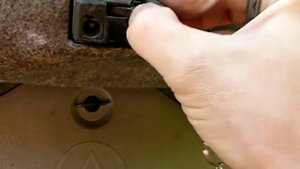 Центральный замок закрывается только со второго раза