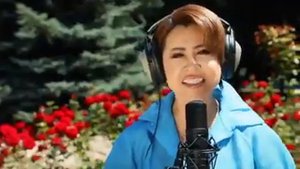 Смуглянка в разных городах и странах