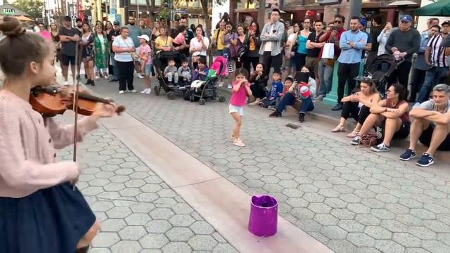 Dance Monkey - Street Violin / RANK TV Presents смотреть онлайн