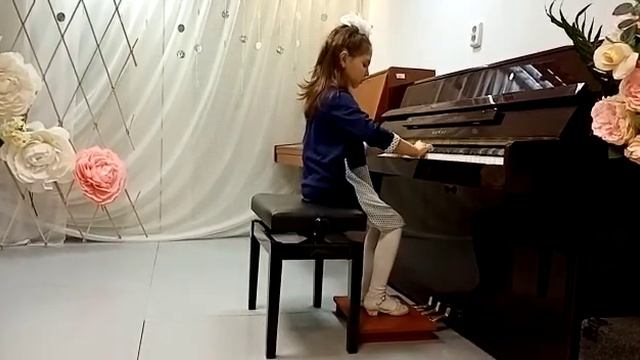 МБУ ДО ДШИ № 3 / Ивакина Карина / р.н.п. "Коровушка" смотреть онлайн