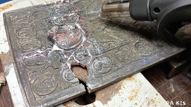 ВОССТАНОВЛЕНИЕ ИКОНЫ. НЕПРОСТАЯ РЕСТАВРАЦИЯ