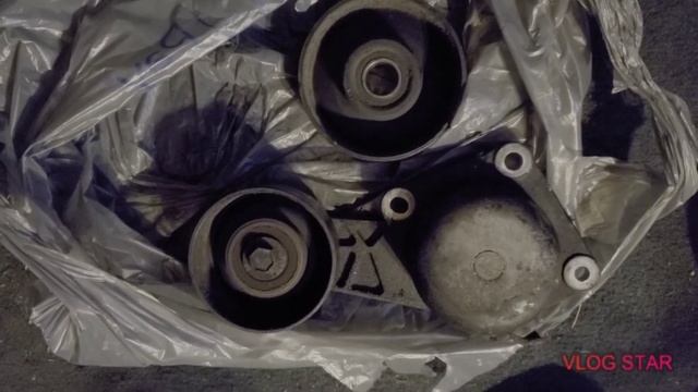 ford 2003 f250 5.4l idler pulley, and belt tensioner pulley. смотреть онлайн