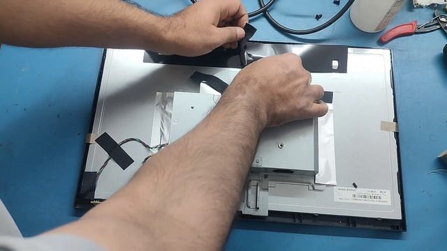 On Screen Menus are Locked | Blur characters in Hp Led Monitor | Led Monitor Repair смотреть онлайн