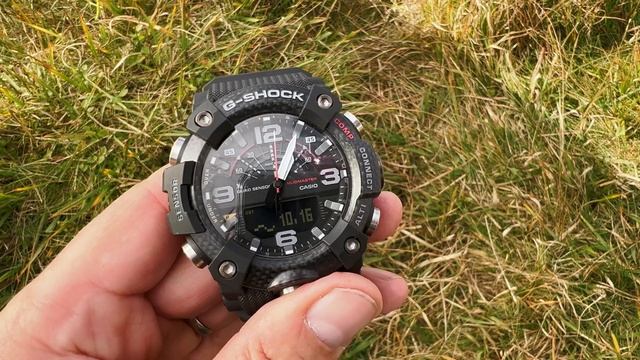 GWG 2000 vs GG B100 G Shock Mudmaster an external comparison and basic overview of both watches смотреть онлайн
