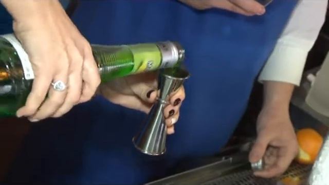 05.02.2016_Предвосхищать ожидания гостя – в этом заключена работа бармена смотреть онлайн