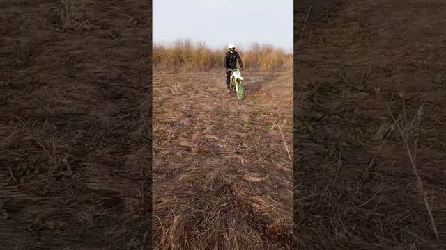 прыжок на kawasaki kx 85 смотреть онлайн