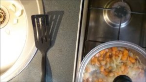 Гуляш из говяжьей печени с подливкой.