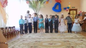 Выпускной из детского сада.стих о будущих профессиях