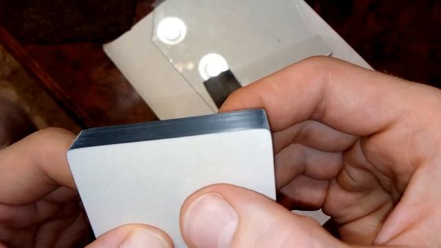 Игральные карты,стос своими руками . Часть 8 мелкая заточка и полировка на войлоке смотреть онлайн