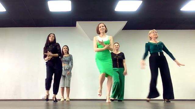 Бачата | Женский стиль | Танцы с Еленой Вивье