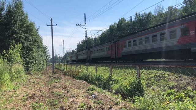 ? ЭТ2М-140 на перегоне Шувалово-Парголово, сообщением Санкт-Петербург - Выборг [АРХИВ 2022]. смотреть онлайн