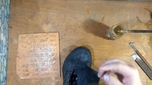 Кроссовки Adidas, дыра над пальцем - как исправить?