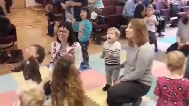 Baby Artysh tamburin смотреть онлайн