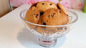 Печенье с изюмом. Бюджетно и вкусно..mp4