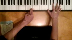 Как сыграть на пианино аккорд B7