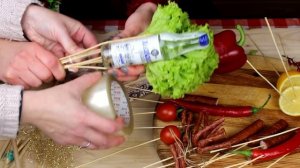 БУКЕТ ИЗ КОЛБАСЫ СВОИМИ РУКАМИ БУКЕТЫ ДЛЯ МУЖЧИН