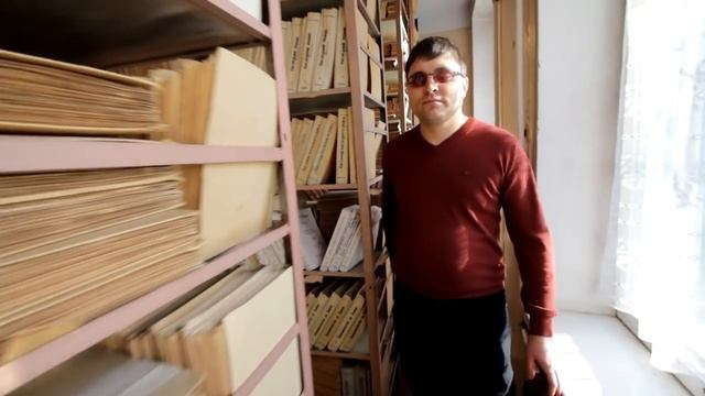 Как читают незрячие люди 2? Сколько книг в библиотеке для незрячих и бывают ли дисплеи без дисплея?