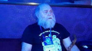 СВЯТОСЛАВ ЛОГИНОВ  "ЕДУ Я"