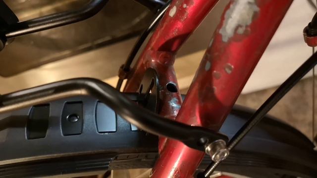 HOW TO INSTALL/FIT MUDGUARDS FENDERS Mountain Bike bikepacking Touring Conversion Upgrade #5 смотреть онлайн