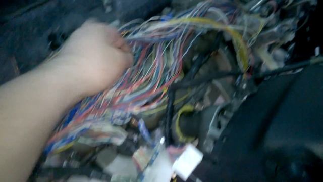 Как легко можно у шатать Toyota Land Cruiser 200 смотреть онлайн