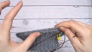 Мужская  двойная шапка резинкой 2x2. Мастер класс