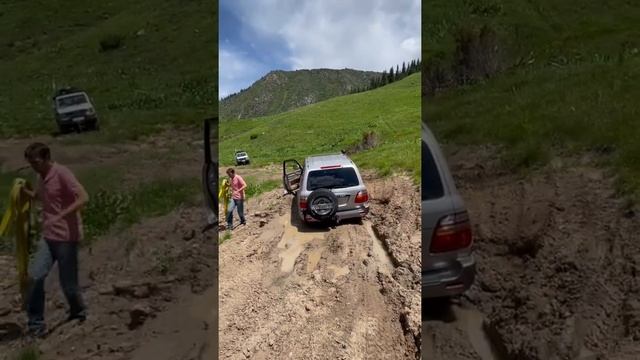 Nissan Patrol в горах Казахстана. Болото на высоте 2500 метров над уровнем моря. Kazakhstan. смотреть онлайн