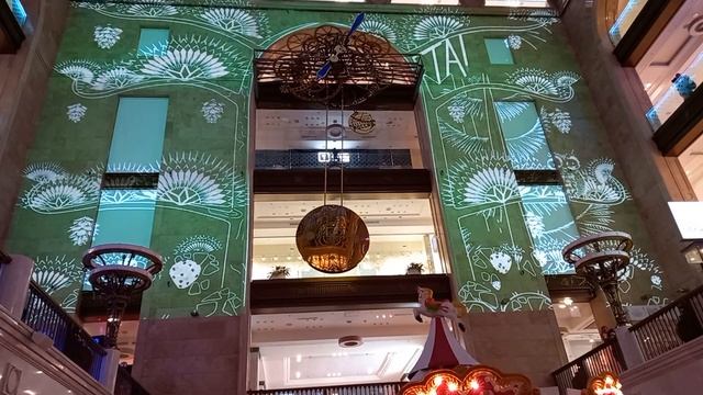 Центральный Детский Мир - ЦДМ г.Москва Световое шоу.