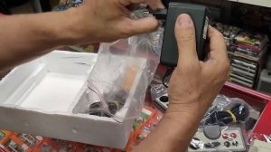 Распаковка посылки в магазине денди, июль. Ретро-консоли, игры и аксессуары.