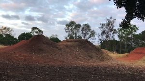 HOW TO: Как прыгать дёрт или радиусный вылет на MTB или BMX