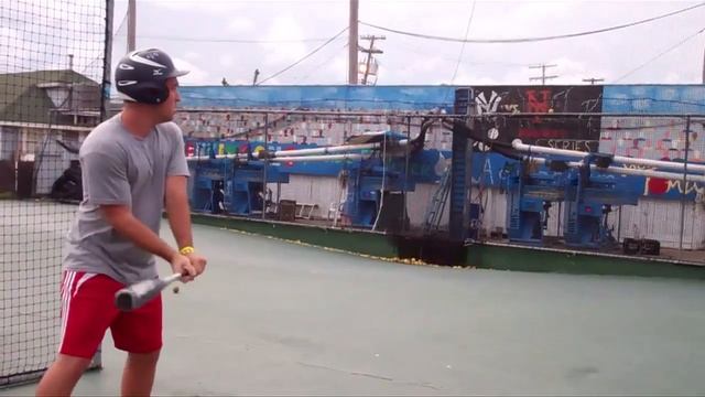 бейсбольный мяч в камеру смотреть онлайн