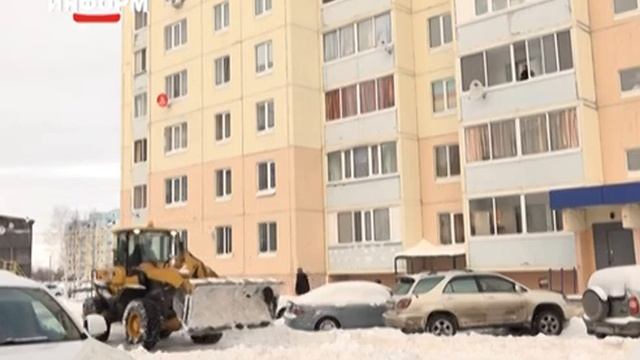 Кто должен убирать снег во дворах? смотреть онлайн