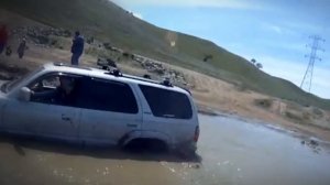 Тойота Форанер. Внедорожник Тойота Форанер в грязи