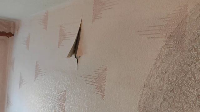 Подготовка стен под обои ,очищаем от старого покрытия. смотреть онлайн