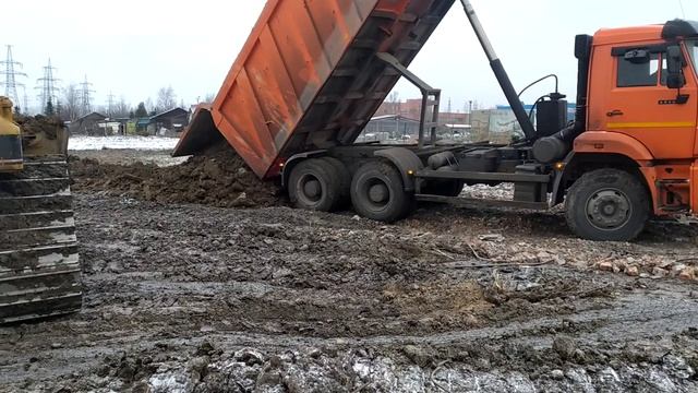 LSLgroup Выгрузка грунта на участок в Кудрово, подъем грунтом, работа камаза смотреть онлайн