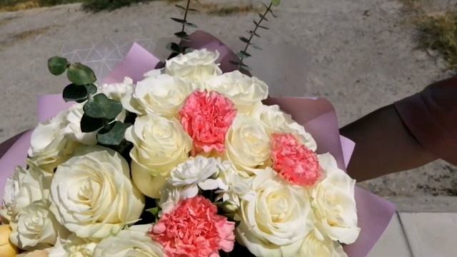 Сборный Букет Сантини смотреть онлайн